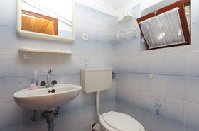 Apartments and Rooms Ante