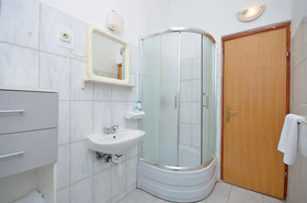 Apartments and Rooms Meri