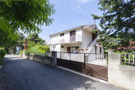 Apartments and Rooms Milan