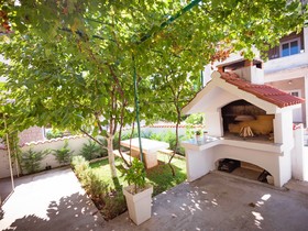 Apartments Borka