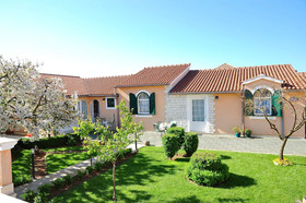 Apartments Gorana