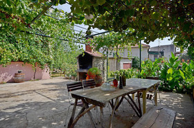 Apartments Ivica