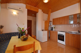 Apartments Ivica