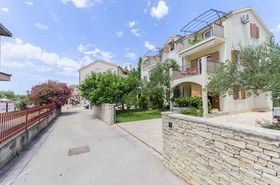 Apartments Jelica