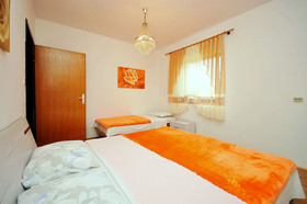 Apartments Josip