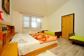 Apartments Josip