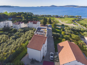 Apartments Luka