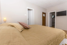 Apartments Vanja Vodice