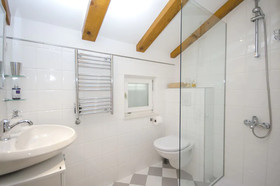 House Karmina
