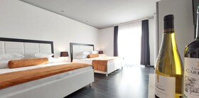 Refresh Boutique Suites
