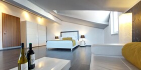 Refresh Boutique Suites