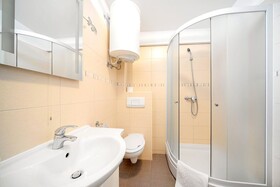 Refresh Boutique Suites