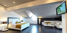 Refresh Boutique Suites
