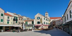 Refresh Boutique Suites