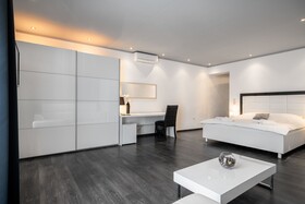 Refresh Boutique Suites
