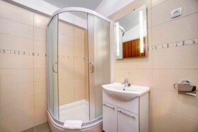 Refresh Boutique Suites