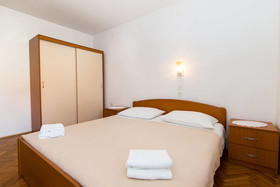 Rooms Holiday Vibes