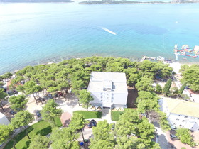 Villa Arausana & Antonina