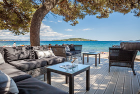 Villa Arausana & Antonina