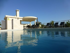 Villa Bachelor