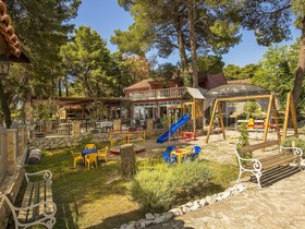 Matilde Beach Resort