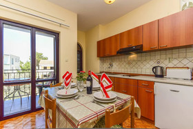 Apartments And Rooms Vukic