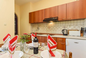Apartments And Rooms Vukic