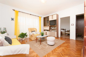Apartments Ada