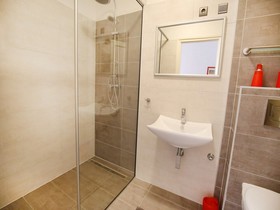 Apartments Feel Center