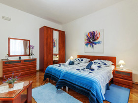 Apartments Feel Center