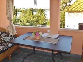 Apartments Markov