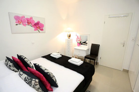 Central Square Guest House