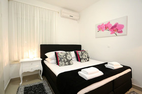 Central Square Guest House