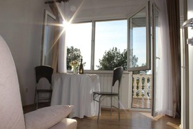Diklo Beach Apartments