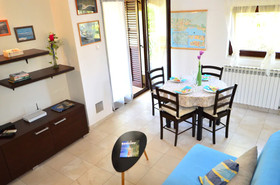 Elza Apartments