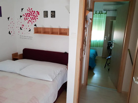 Guest House Roki & Diva