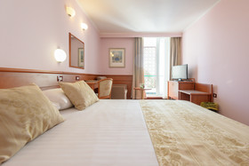 Hotel Kolovare