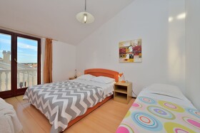 Ina Apartments