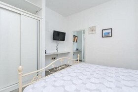 Ina Apartments
