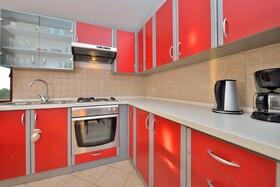 Ina Apartments