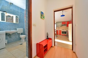 Ina Apartments