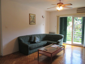 Lemon Tree Apartments