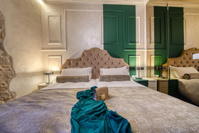 Riva Palace