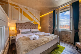 Riva Palace