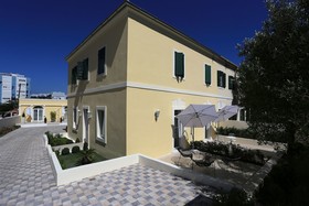 Villa Maggie