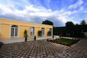 Villa Maggie
