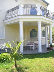 Villa Mandolina Apartments
