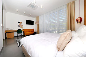 White Rooms by Belmont Realty