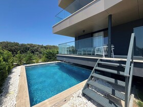 Zados Luxury Residence