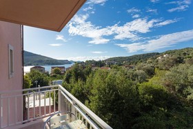 Apartments Njiric